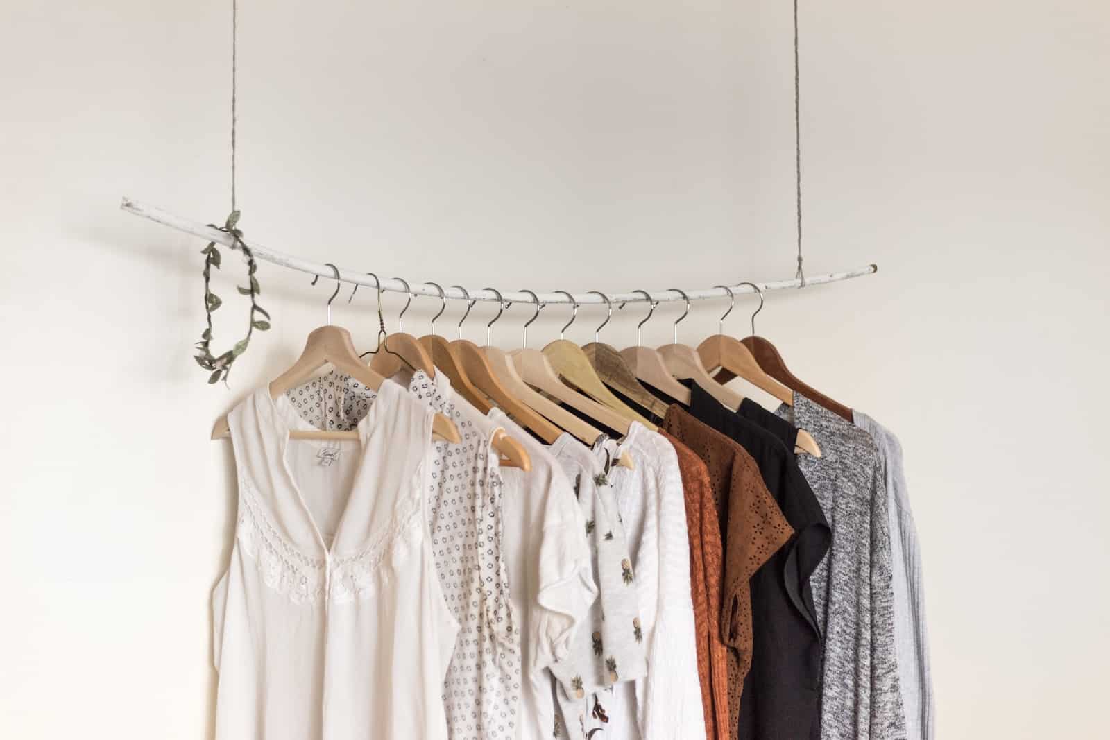 Comment intégrer les dernières tendances de la mode féminine dans votre garde-robe ?