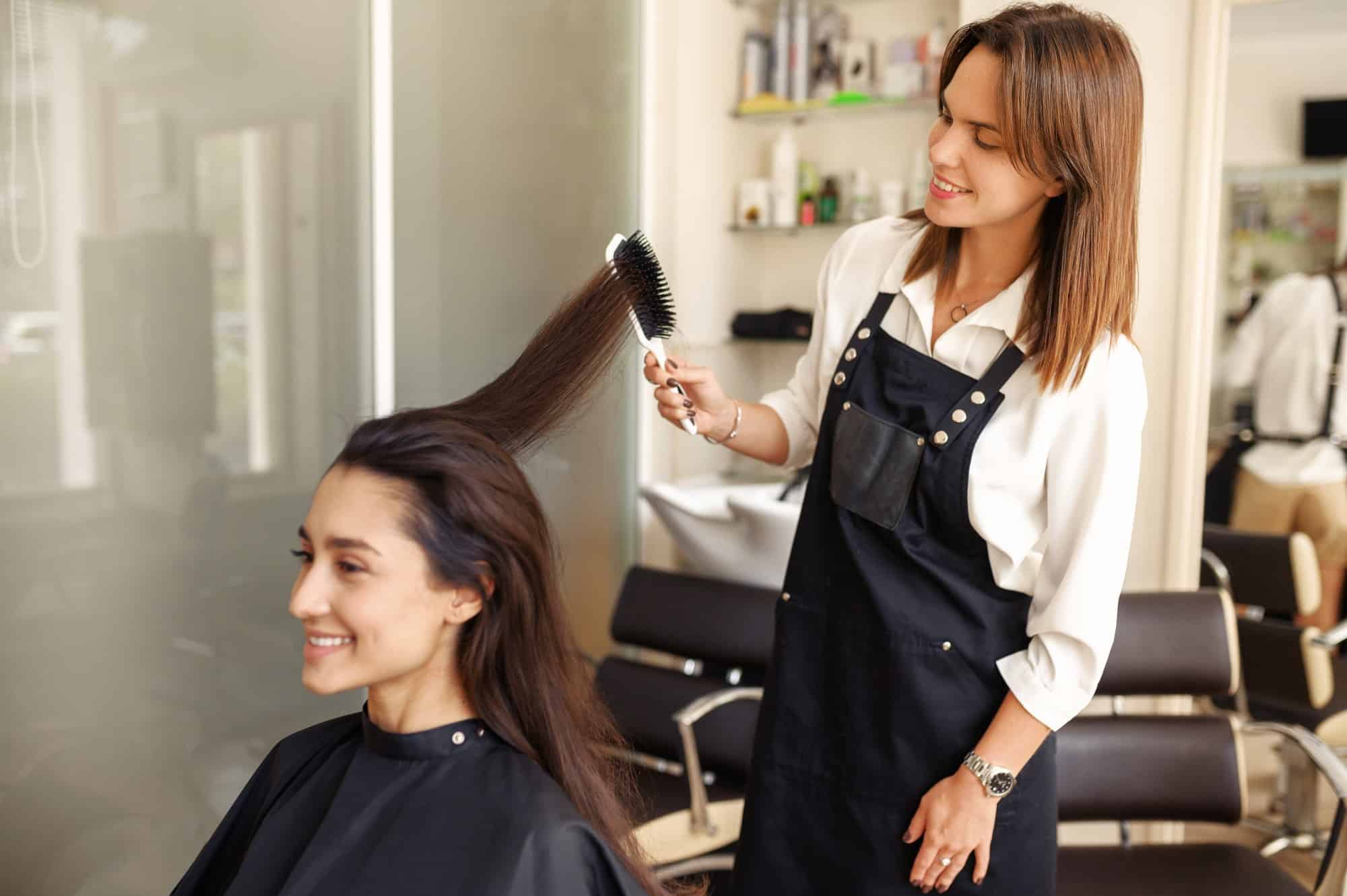 Coiffeur : quels sont les services proposés et comment choisir le meilleur ?